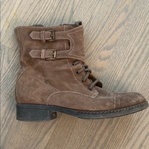 Seyechelle Combat Boots